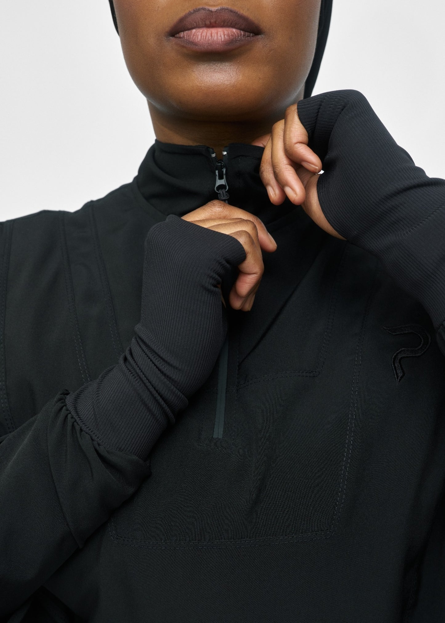 TOP ESSENTIAL 2.0, couleur SHADOW