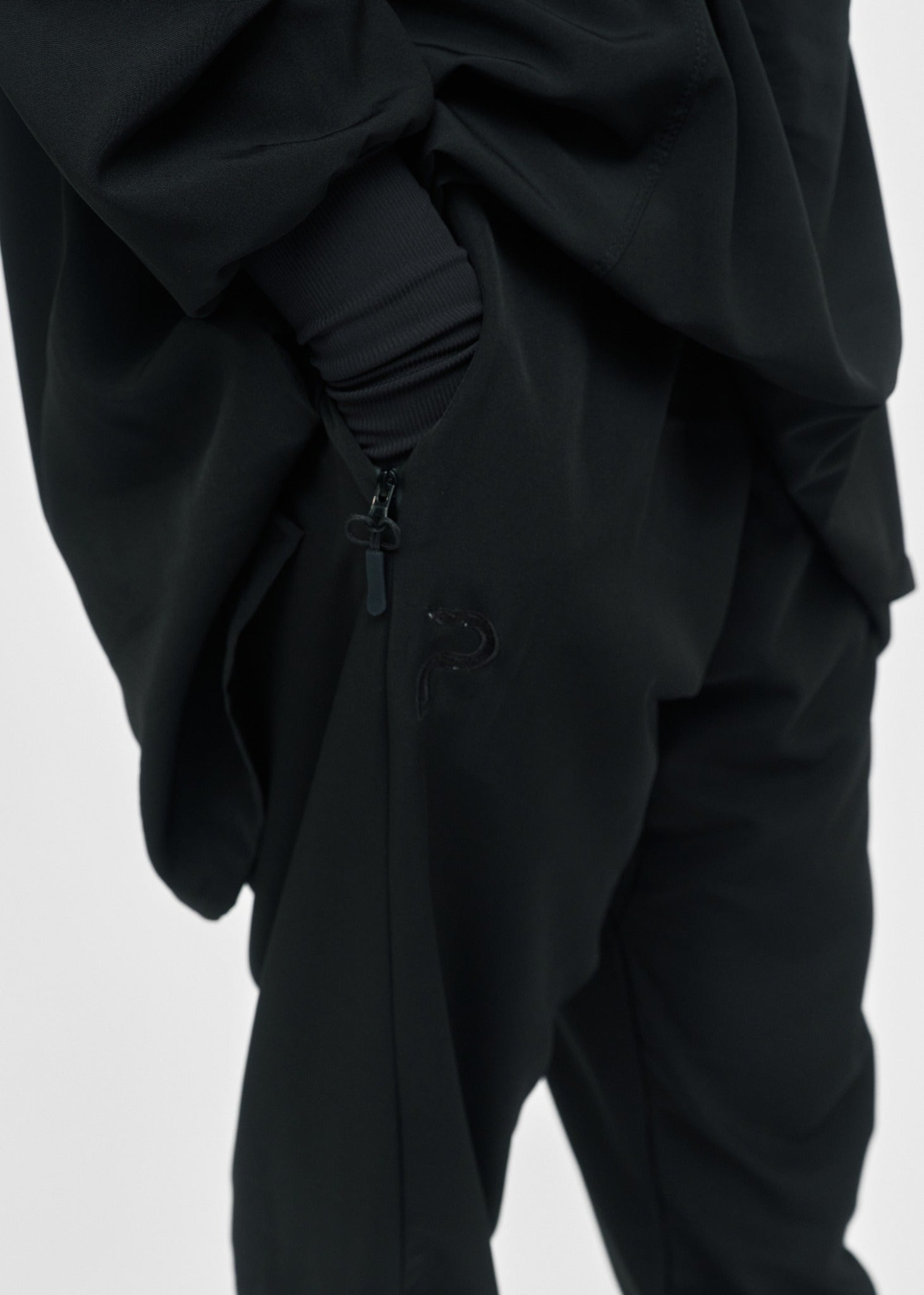 JOGGER ESSENTIAL 1.0 (ancien modèle couleur shadow)